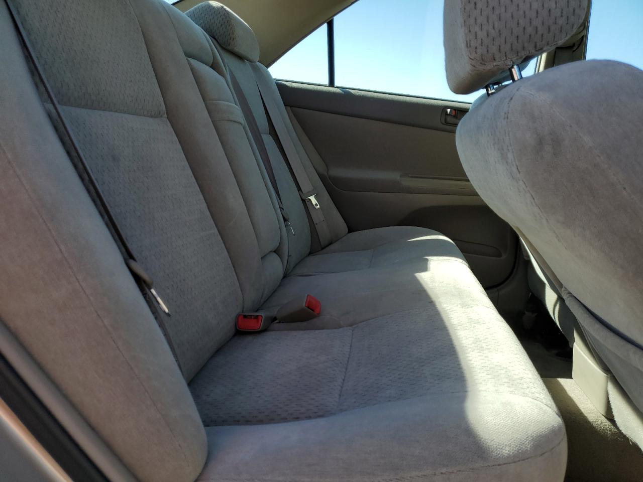 2004 Toyota Camry Le VIN: 4T1BE32K14U880419 Lot: 85531455