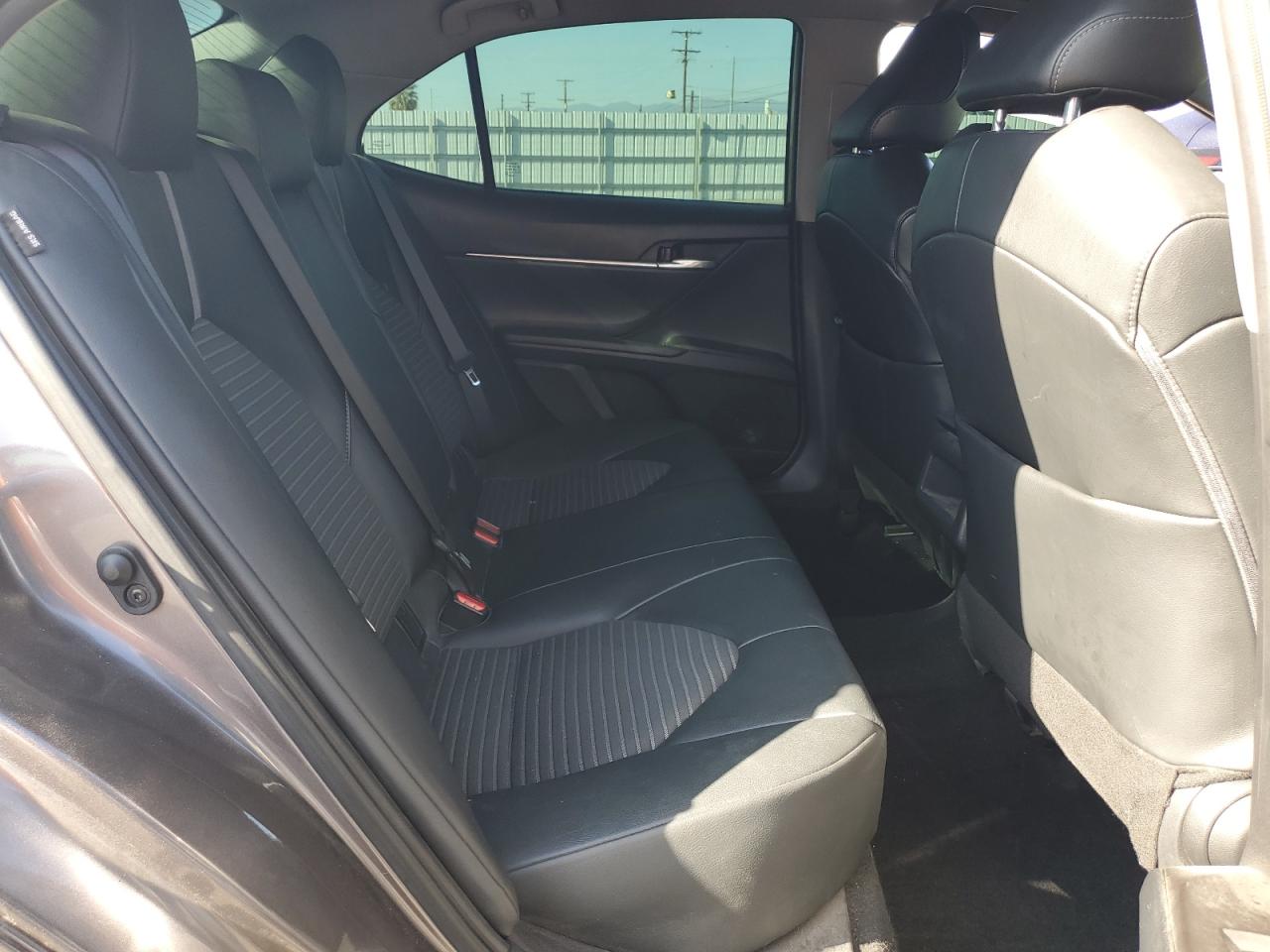 2022 Toyota Camry Se VIN: 4T1G11AKXNU646997 Lot: 84061255