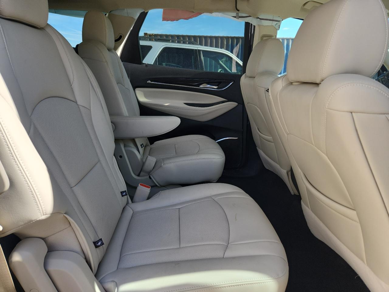 2024 Buick Enclave Essence VIN: 5GAEVAKW4RJ104823 Lot: 89648365