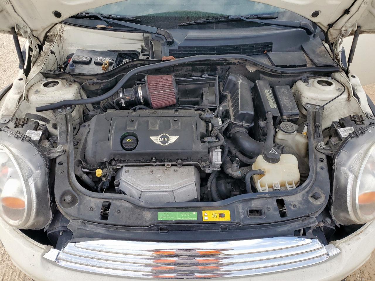 2011 Mini Cooper VIN: WMWSU3C54BT182371 Lot: 85573295