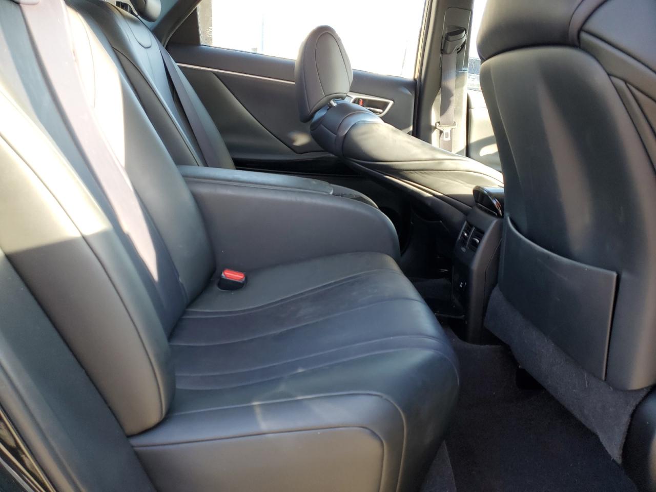 2017 Toyota Mirai VIN: JTDBVRBD2HA003180 Lot: 82406935