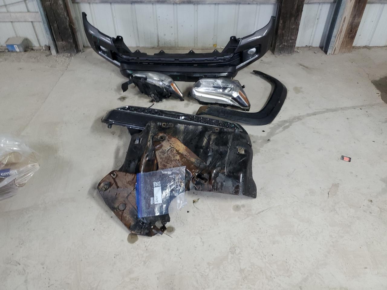 2018 Toyota Tacoma Access Cab VIN: 5TFSZ5AN5JX148367 Lot: 90298505