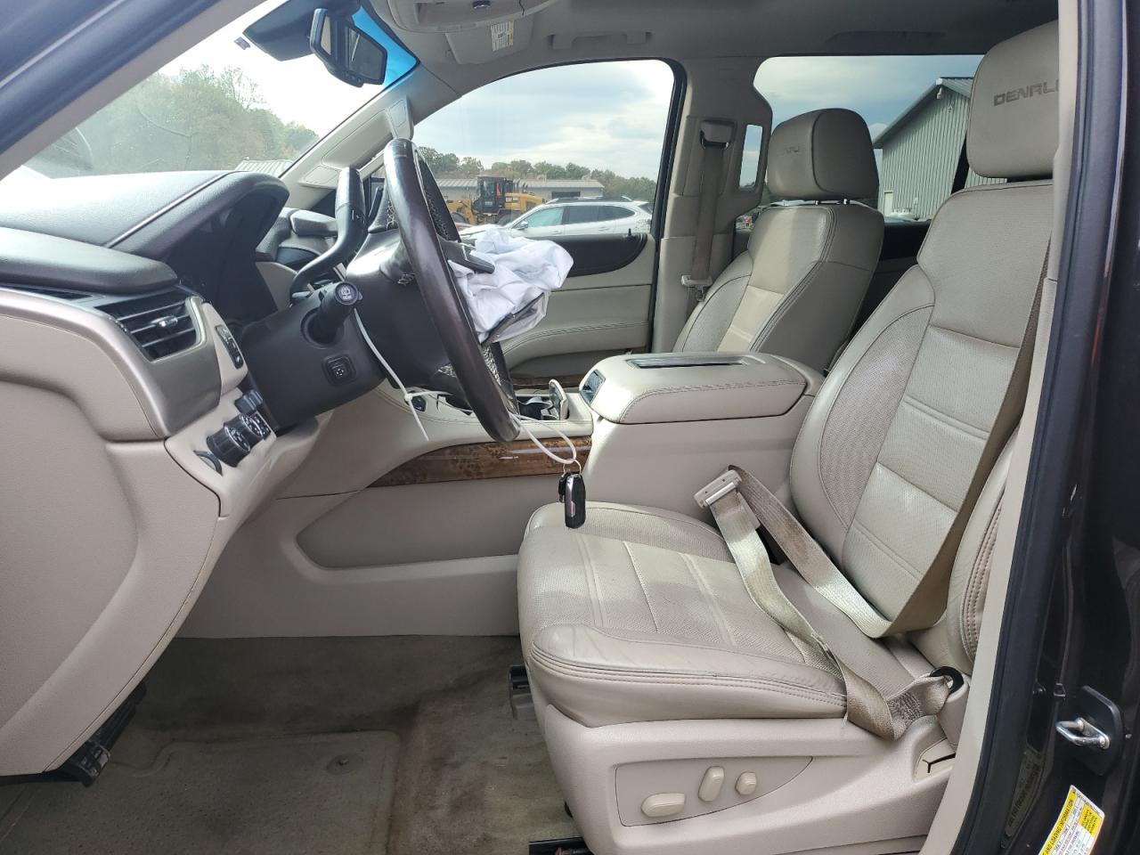 2015 GMC Yukon Xl Denali VIN: 1GKS2JKJ2FR571349 Lot: 82468575