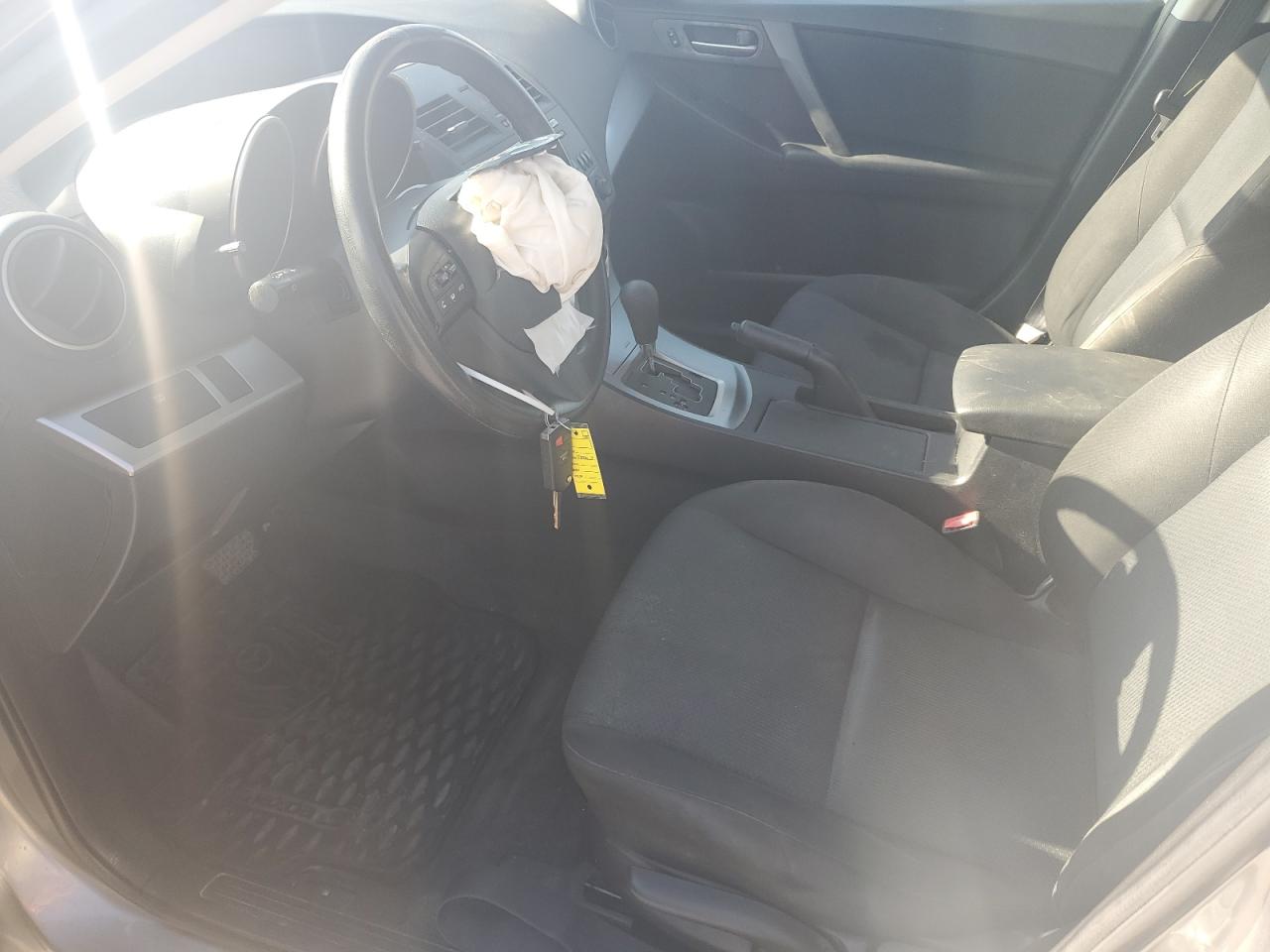 2010 Mazda 3 I VIN: JM1BL1SFXA1277841 Lot: 86317955