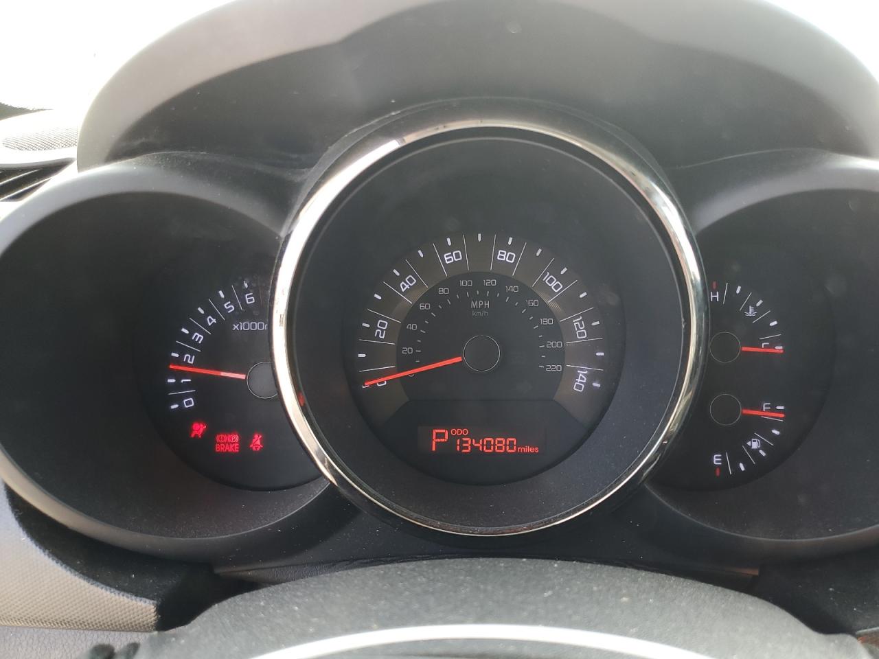 2011 Kia Soul + VIN: KNDJT2A20B7727236 Lot: 85508045