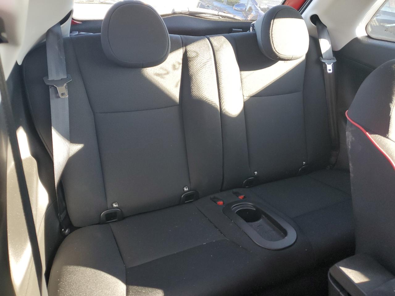 2024 Fiat 500 E Red VIN: ZFAFFAA47RX213815 Lot: 87045965