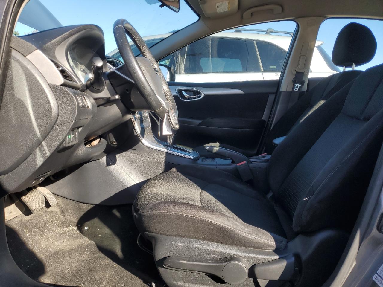 2015 Nissan Sentra S VIN: 3N1AB7APXFY353253 Lot: 85818915