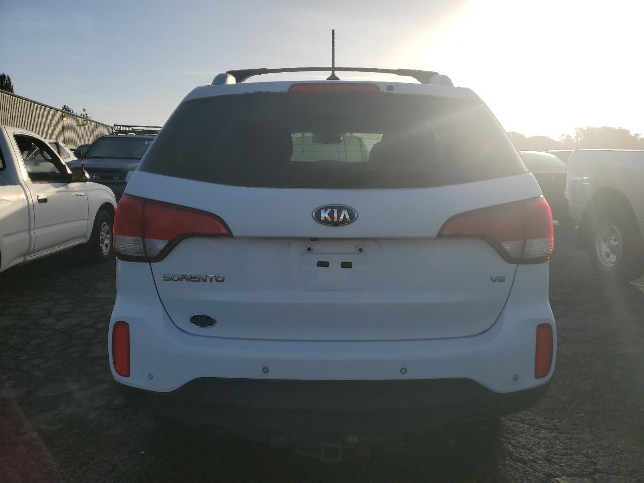 2015 Kia Sorento Lx VIN: 5XYKTDA77FG618597 Lot: 87430475