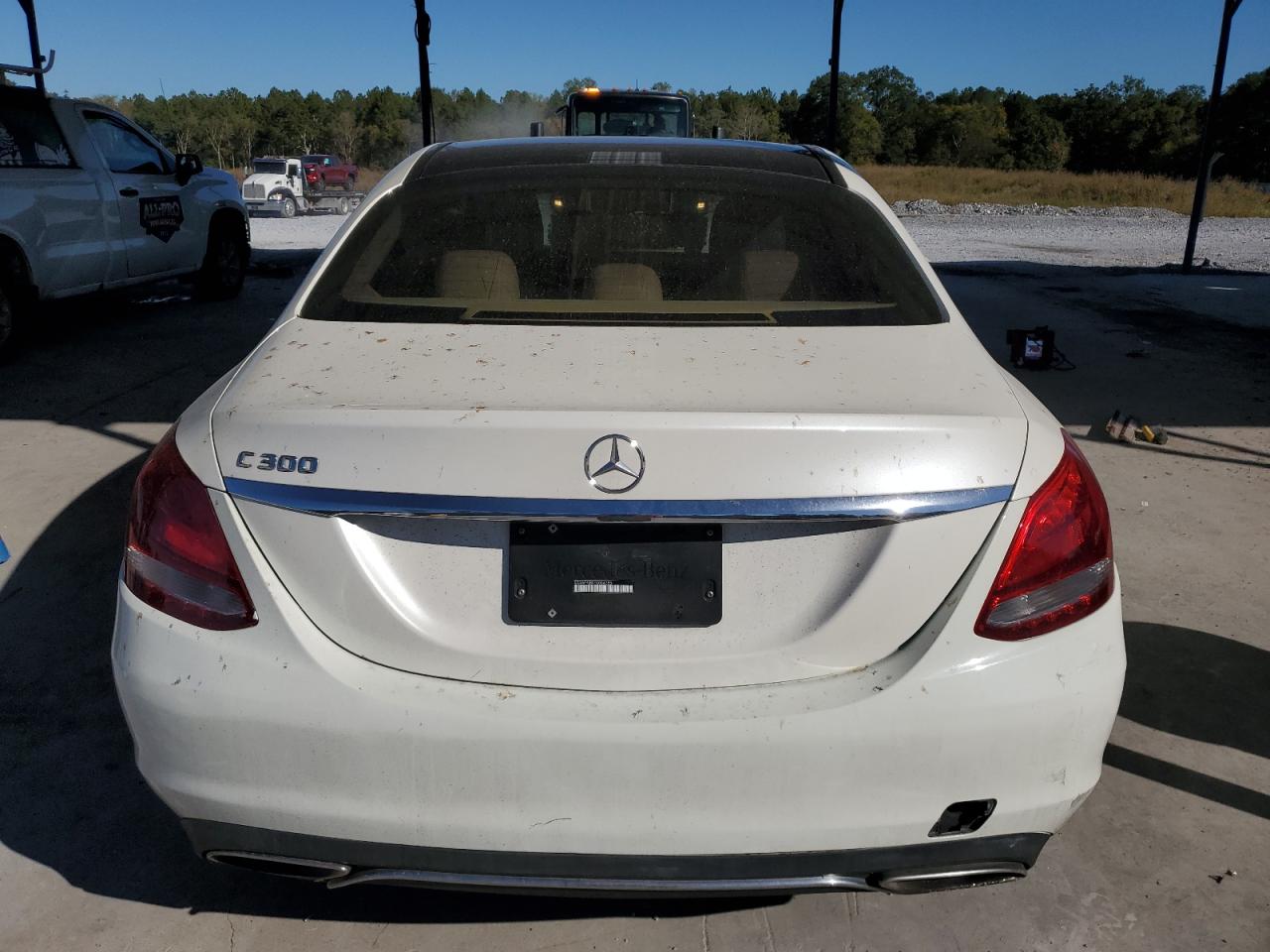 2015 Mercedes-Benz C 300 VIN: 55SWF4JB0FU064385 Lot: 86443735