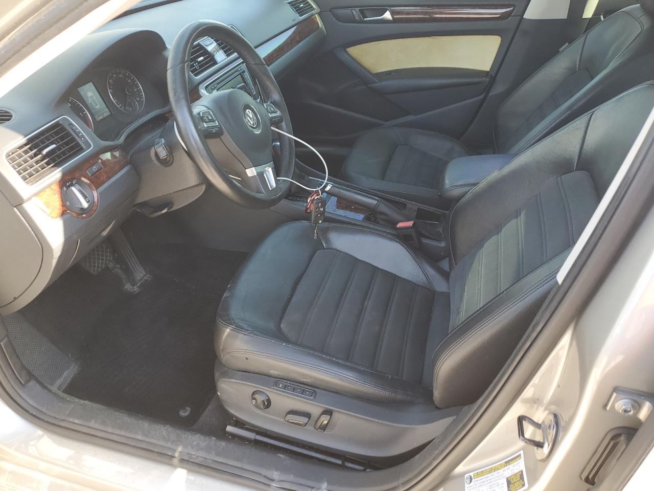 2012 Volkswagen Passat Sel VIN: 1VWCN7A32CC053931 Lot: 86692985