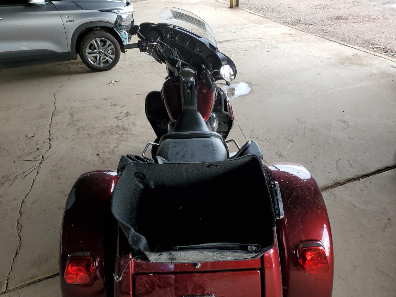 2015 Harley-Davidson Flhtcutg Tri Glide Ultra VIN: 1HD1MAL17FB862758 Lot: 82320205