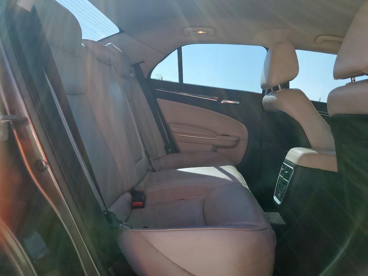 2018 Chrysler 300 Limited VIN: 2C3CCAEG8JH159771 Lot: 80555045