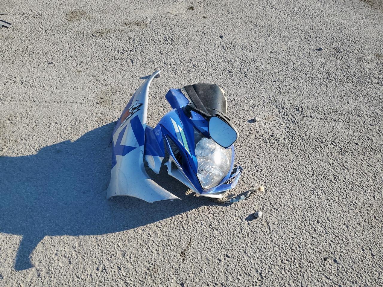 2015 Suzuki Gsx-R600 VIN: JS1GN7FA9F2100355 Lot: 82402175