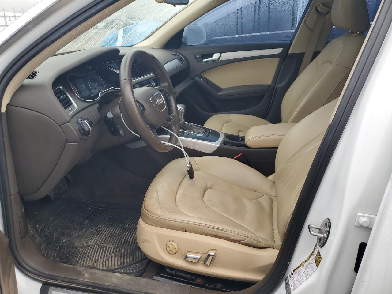 2013 Audi A4 Premium VIN: WAUAFAFL3DN040573 Lot: 82281945