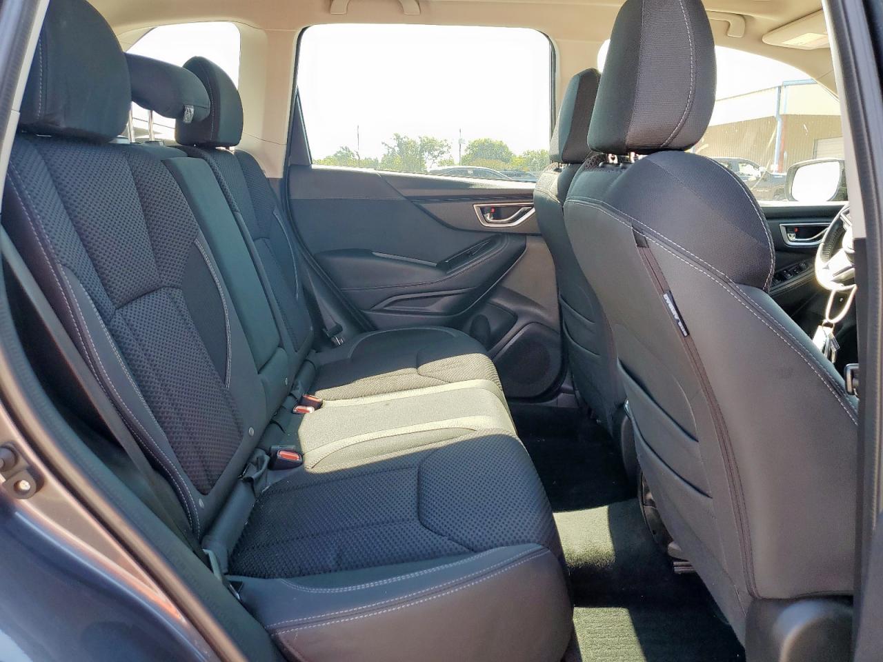 2022 Subaru Forester Premium VIN: JF2SKAEC8NH417386 Lot: 85142085