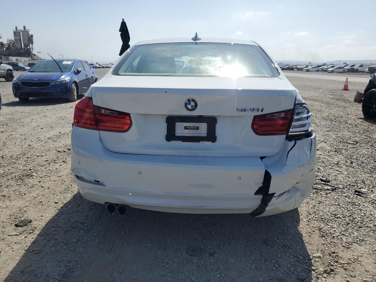 2015 BMW 328 I Sulev VIN: WBA3C1C53FK118118 Lot: 82246005