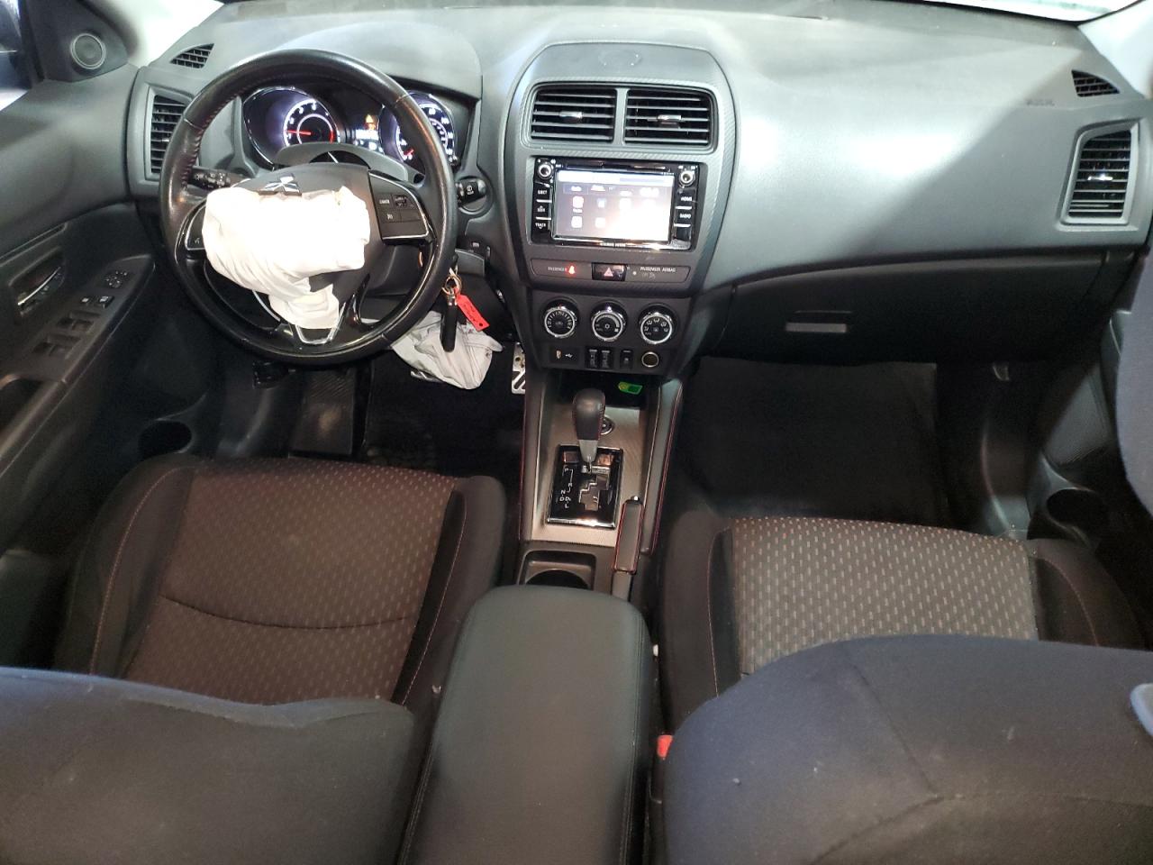 2018 Mitsubishi Outlander Sport Es VIN: JA4AR3AU0JU004017 Lot: 86610395