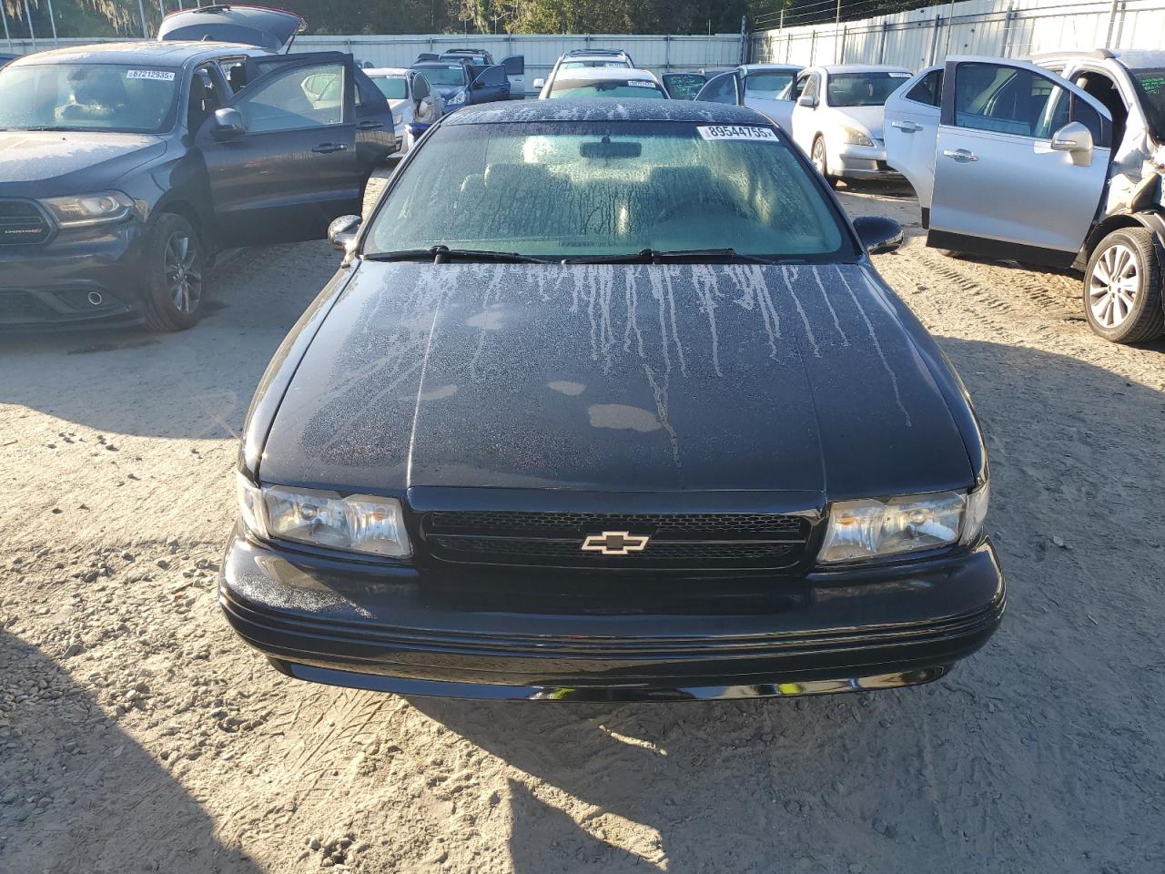 1995 Chevrolet Caprice / Impala Classic Ss VIN: 1G1BL52P9SR191075 Lot: 89544755