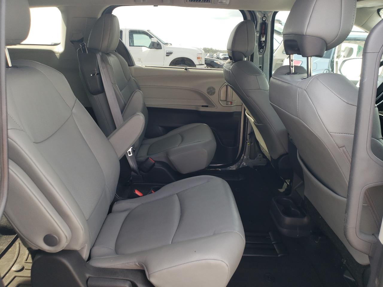 2024 Toyota Sienna Xle VIN: 5TDYRKEC5RS194011 Lot: 82421105