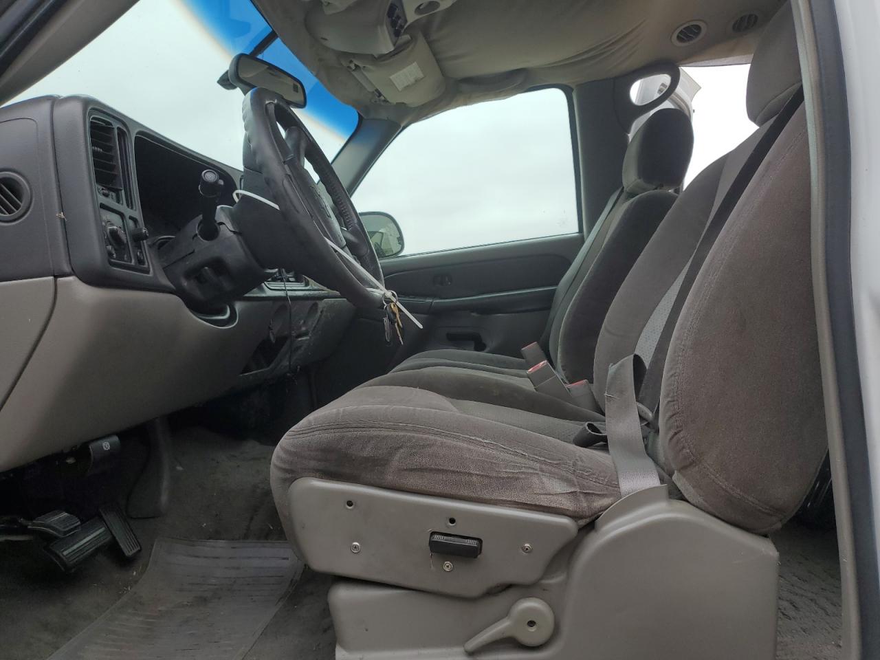 2003 Chevrolet Tahoe C1500 VIN: 1GNEC13V93R223932 Lot: 85291365