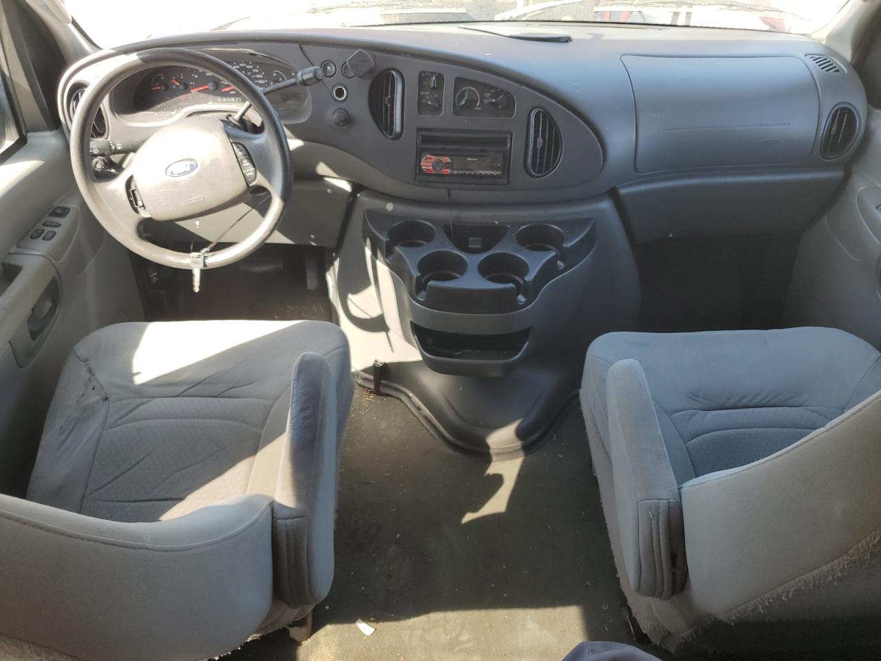 2007 Ford Econoline E350 Super Duty Wagon VIN: 1FBNE31LX7DA75667 Lot: 85582775