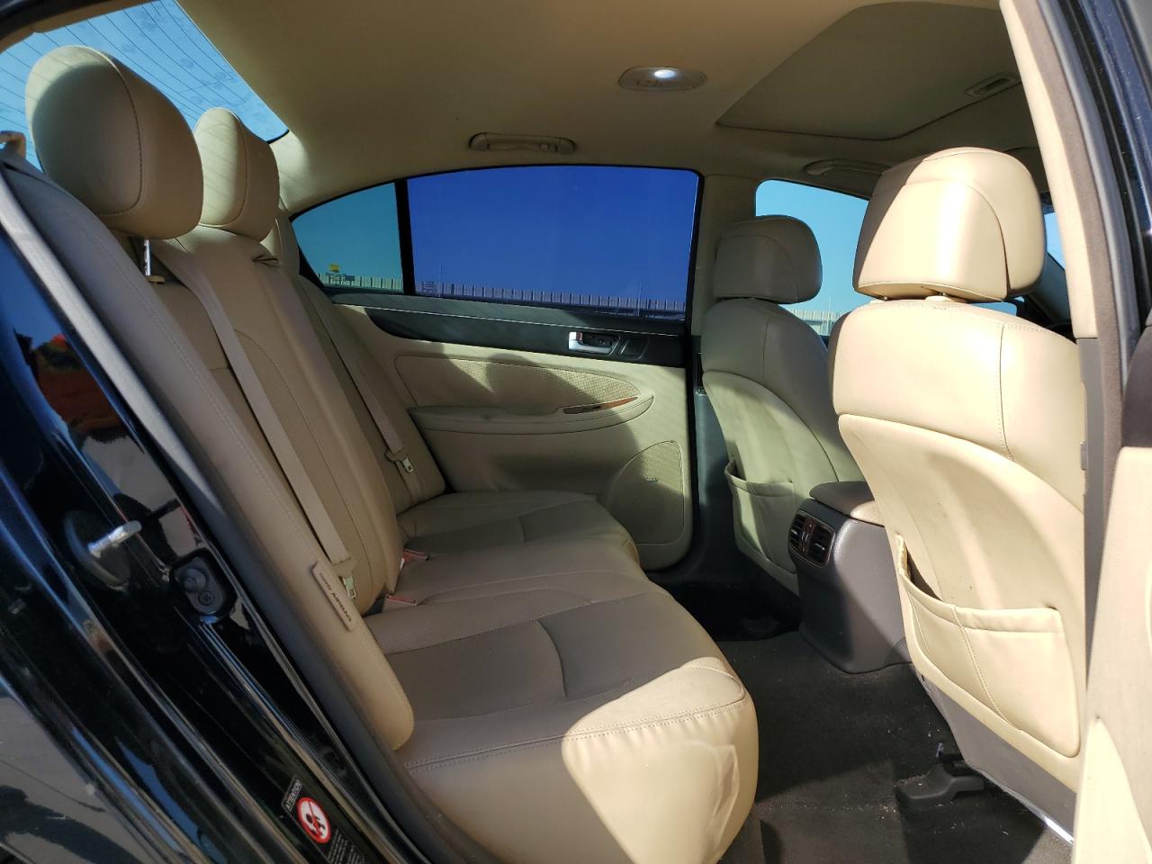 2013 Hyundai Genesis 3.8L VIN: KMHGC4DD8DU242751 Lot: 82481995