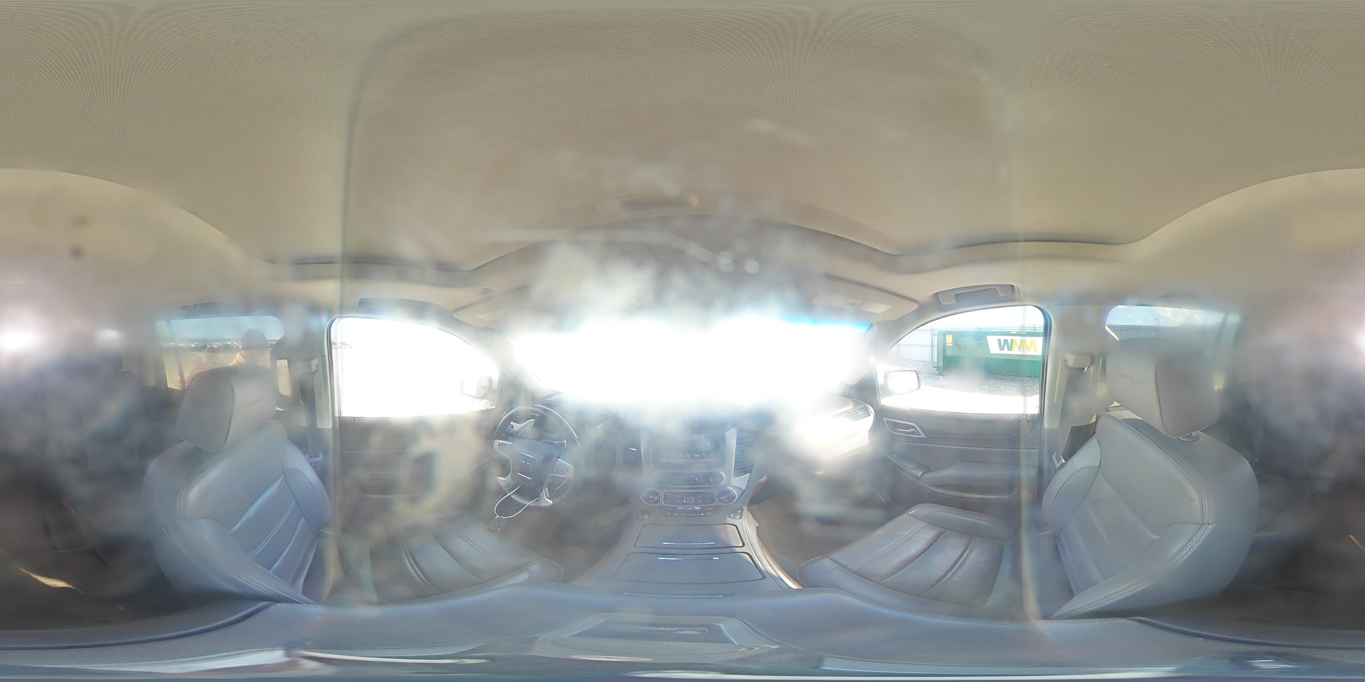 2019 GMC Yukon Xl Denali VIN: 1GKS2HKJ4KR128087 Lot: 84220225