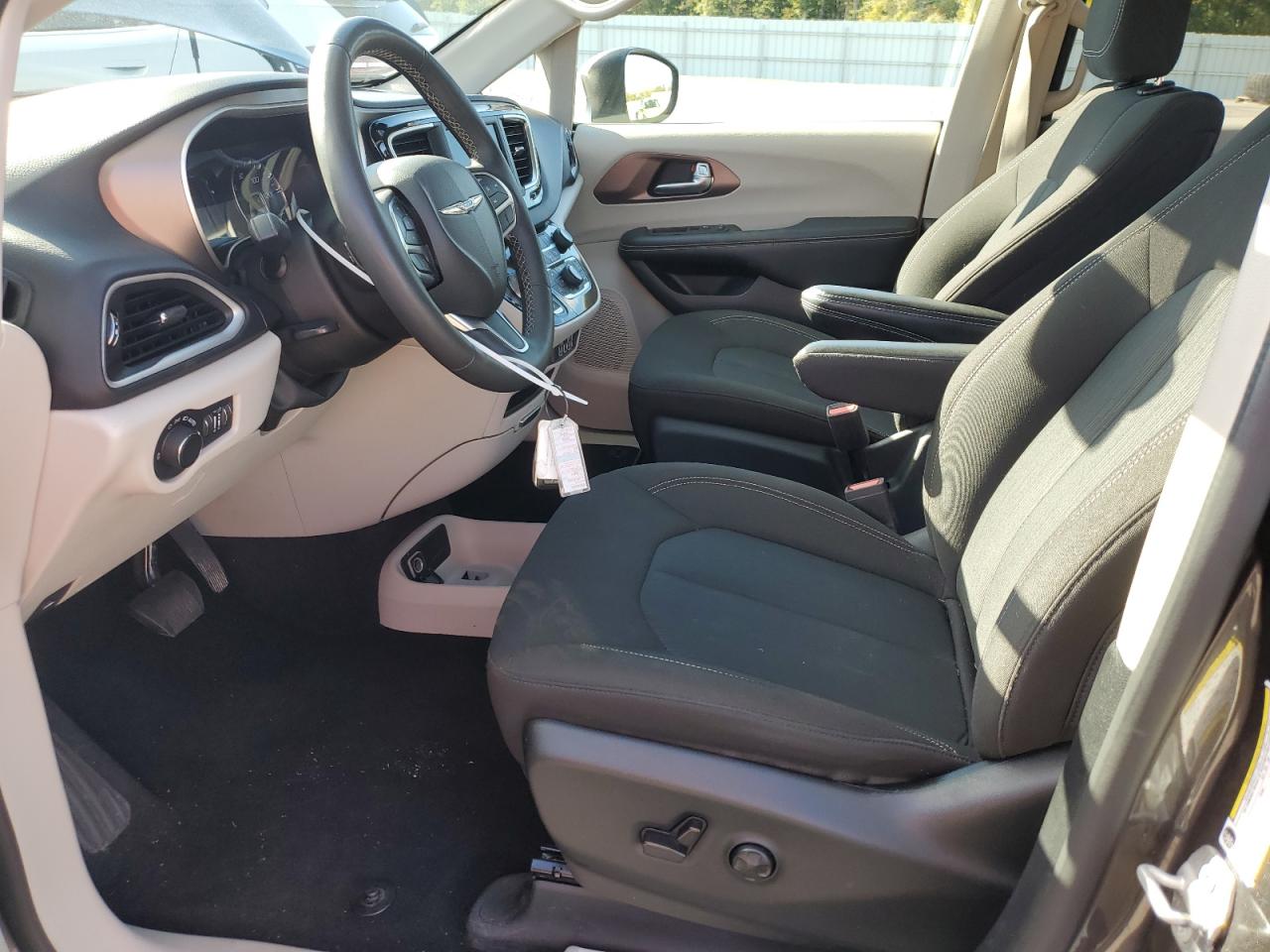 2023 Chrysler Voyager Lx VIN: 2C4RC1CG7PR551751 Lot: 86297195