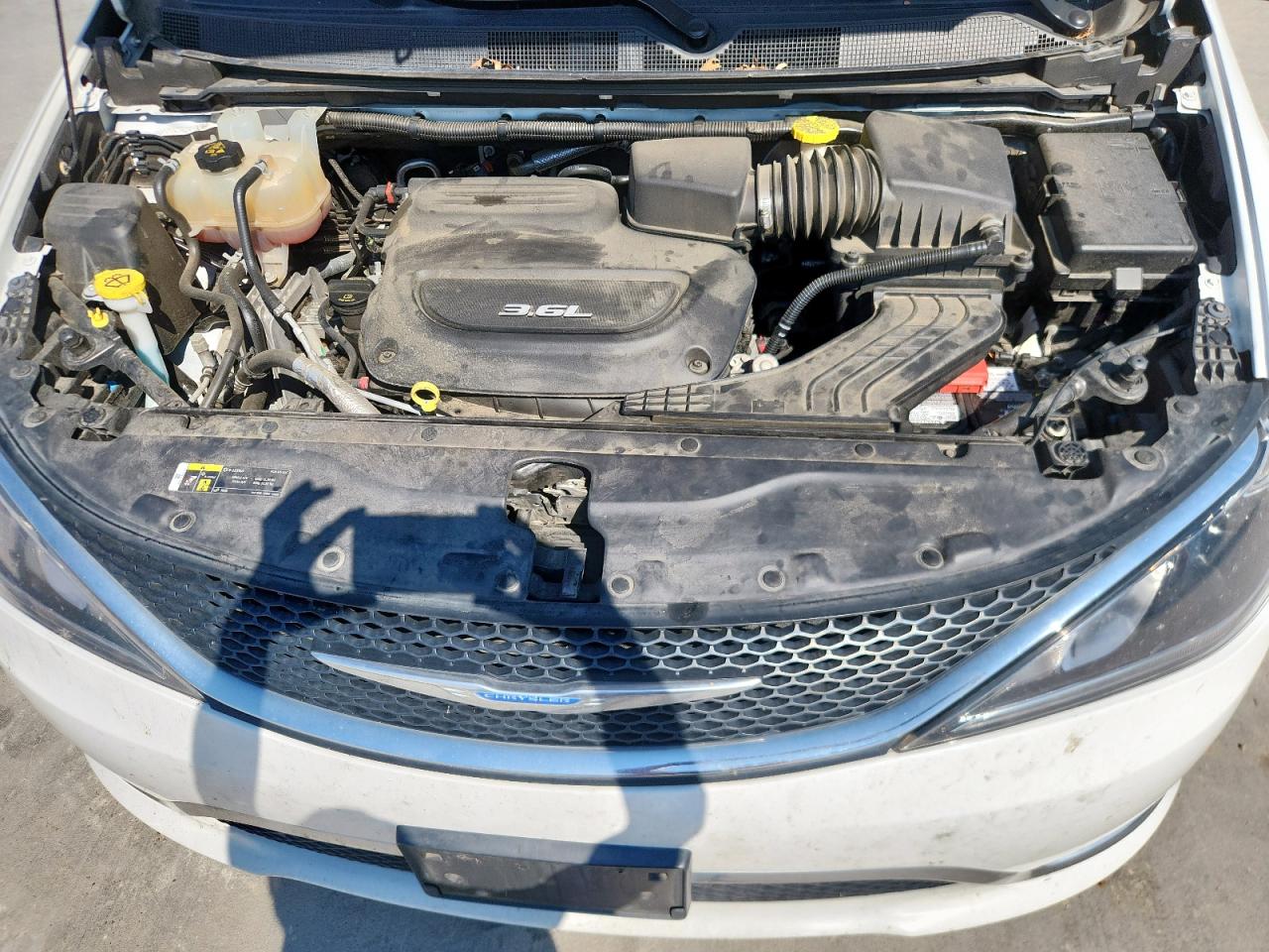 2018 Chrysler Pacifica Touring Plus VIN: 2C4RC1FG5JR227233 Lot: 85685975