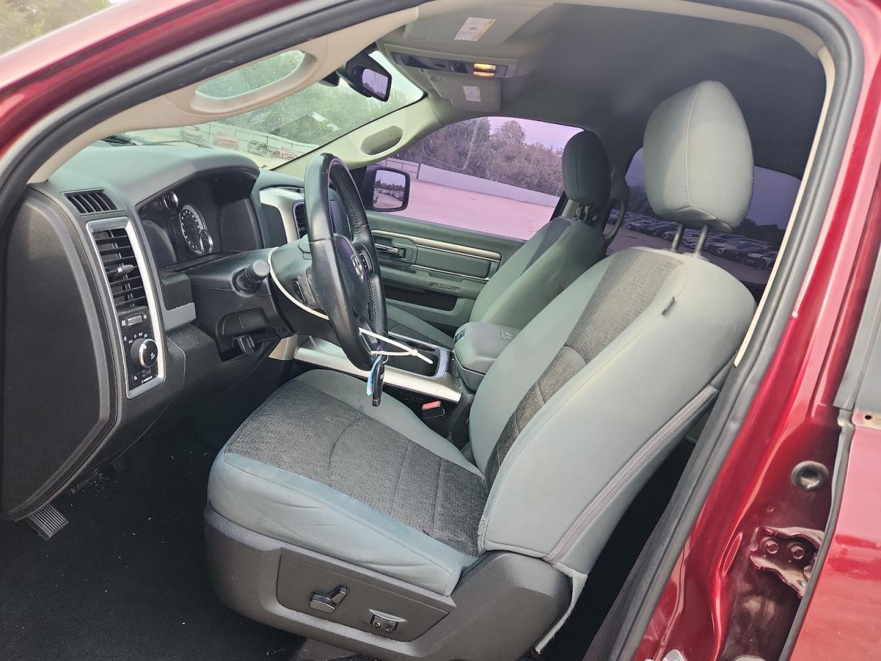 2019 Ram 1500 Classic Slt VIN: 1C6RR6LT4KS572824 Lot: 81980645