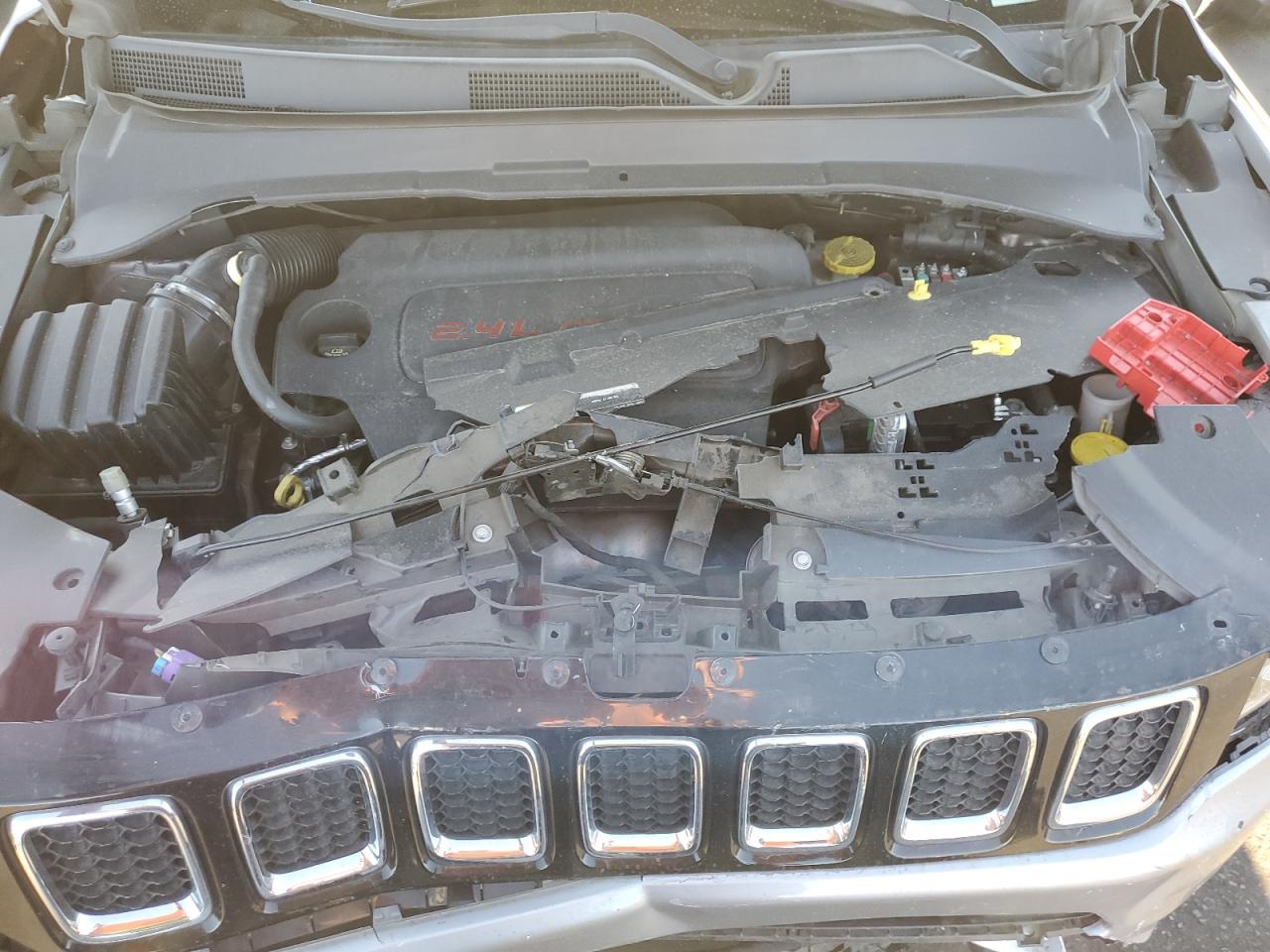 2019 Jeep Compass Limited VIN: 3C4NJCCB0KT670817 Lot: 85393485