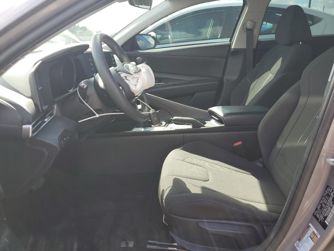 2021 Hyundai Elantra Sel VIN: KMHLM4AG3MU140283 Lot: 81492405