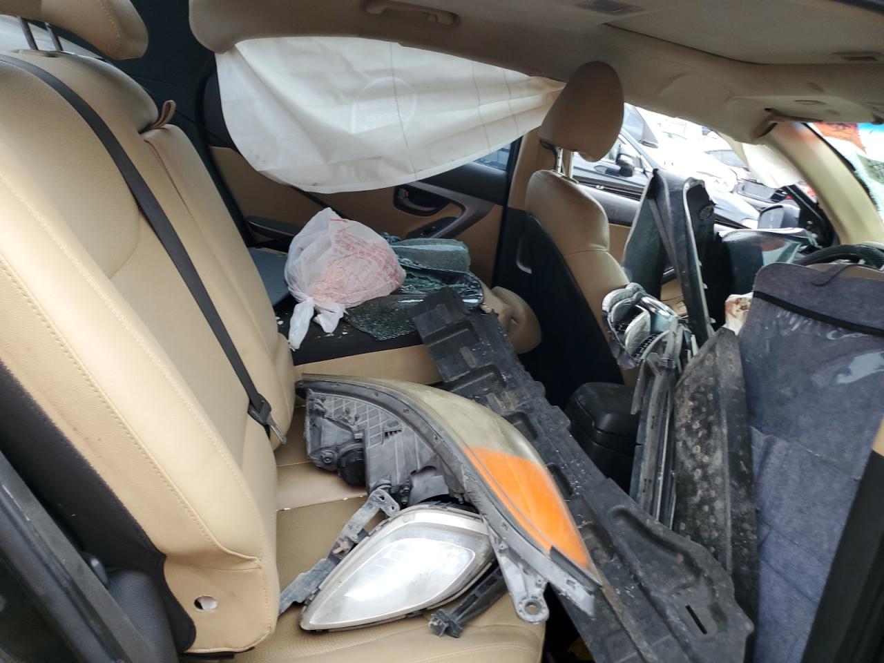 2012 Hyundai Elantra Gls VIN: KMHDH4AE3CU220687 Lot: 82411915