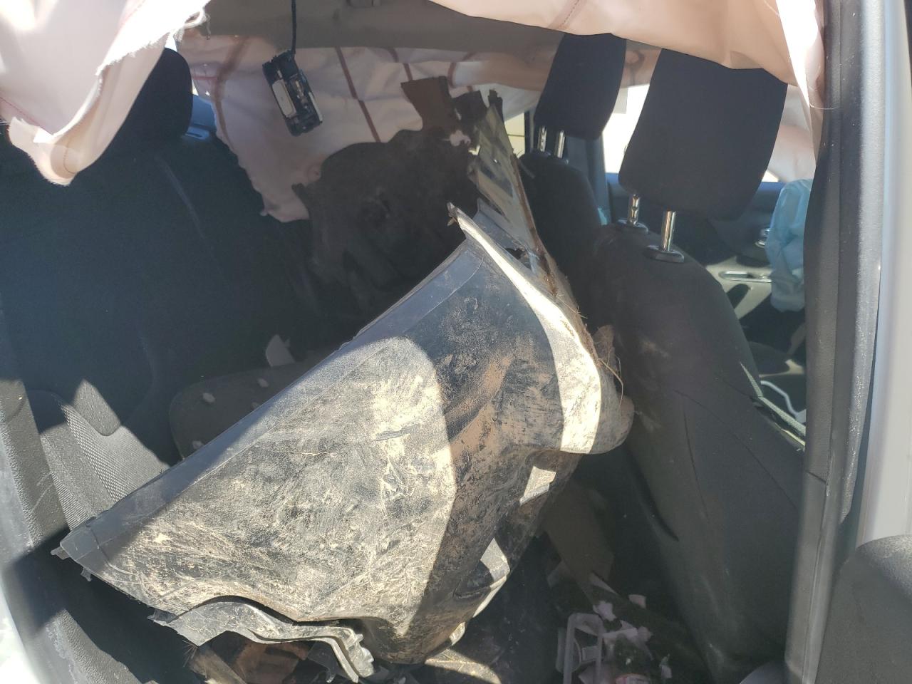 2017 Jeep Renegade Latitude VIN: ZACCJABB2HPF43371 Lot: 85837885