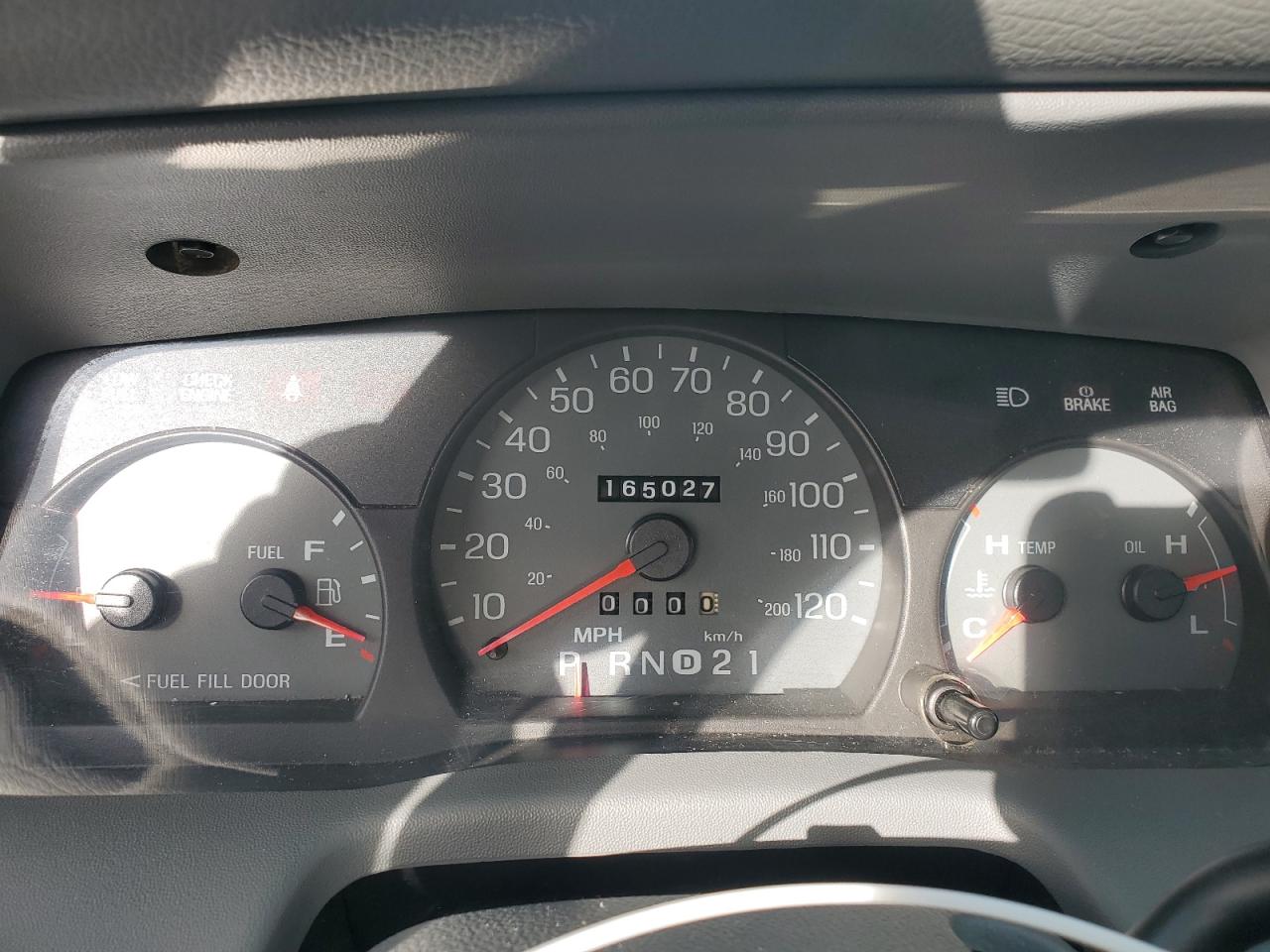 2003 Mercury Grand Marquis Gs VIN: 2MEFM74W93X663819 Lot: 90864285