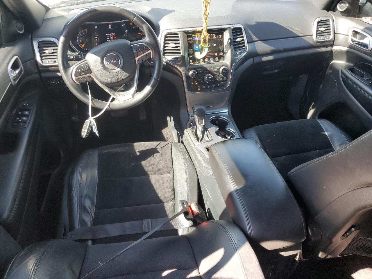 2018 Jeep Grand Cherokee Laredo VIN: 1C4RJFAG1JC211176 Lot: 85386285