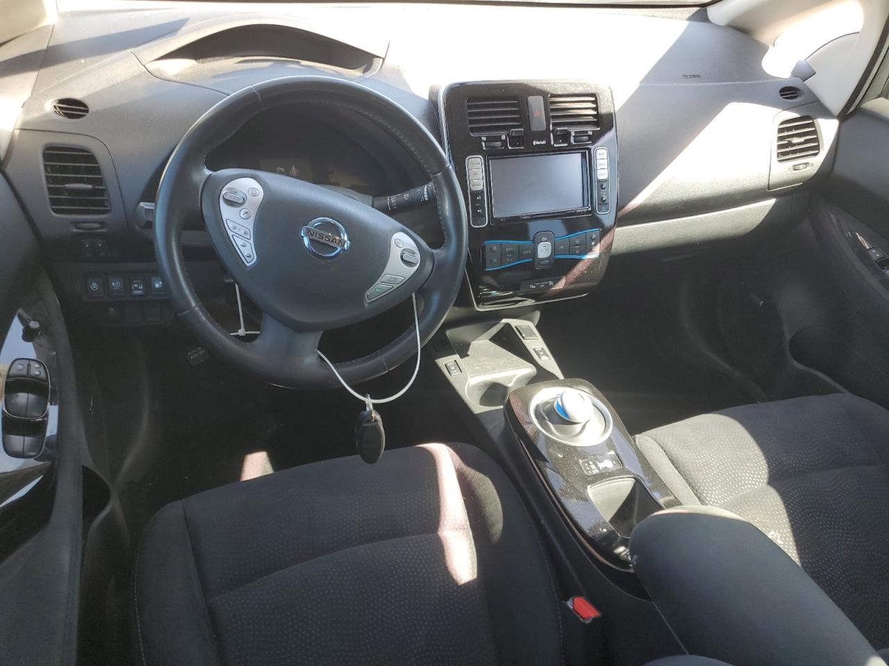 2015 Nissan Leaf S VIN: 1N4AZ0CP3FC320543 Lot: 82193955