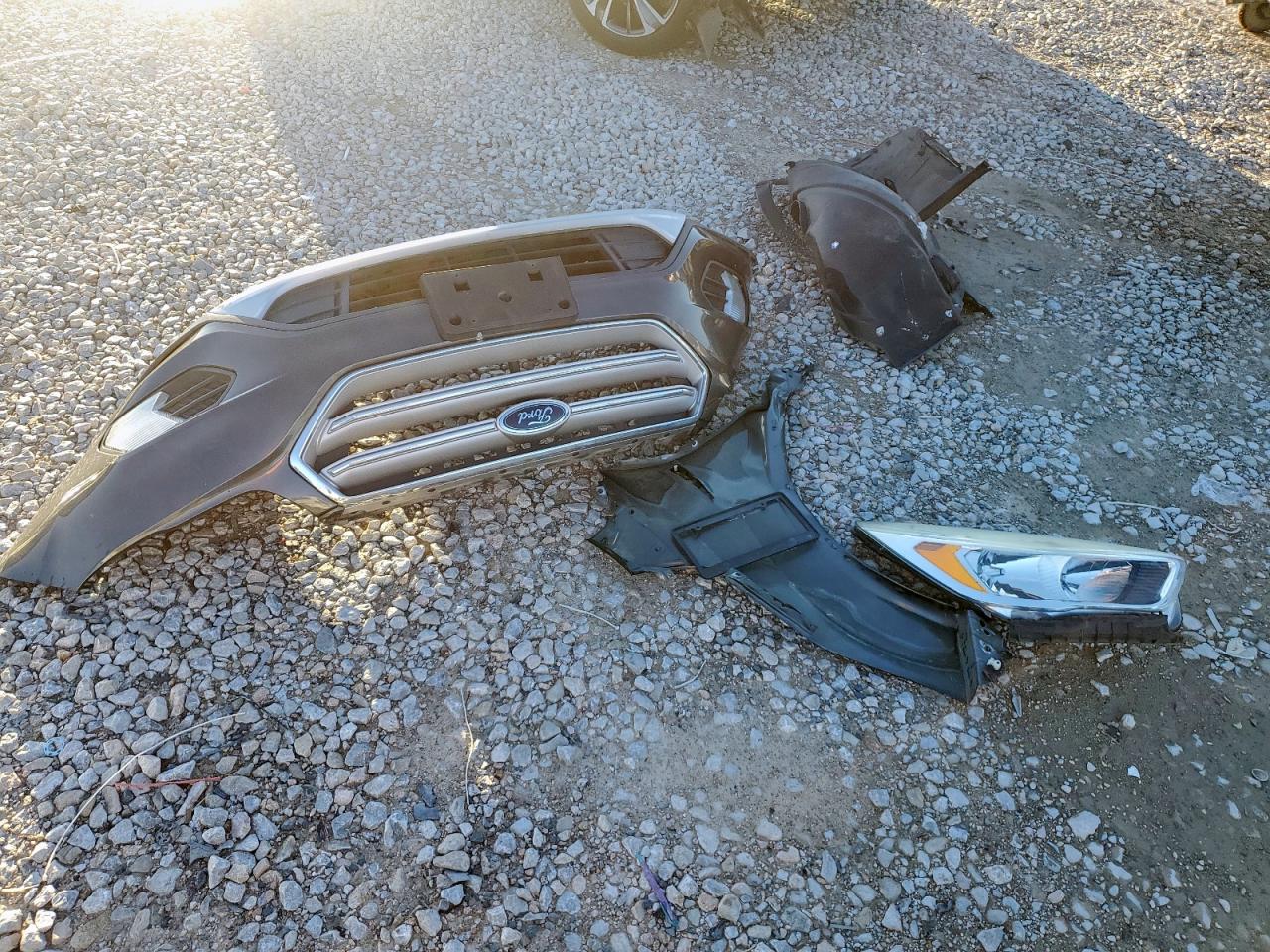 2019 Ford Escape Se VIN: 1FMCU9GD9KUB38299 Lot: 86814875