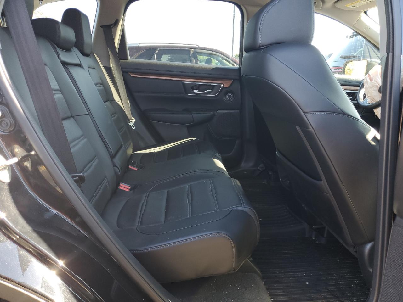 2018 Honda Cr-V Touring VIN: 7FARW2H95JE038514 Lot: 87389695