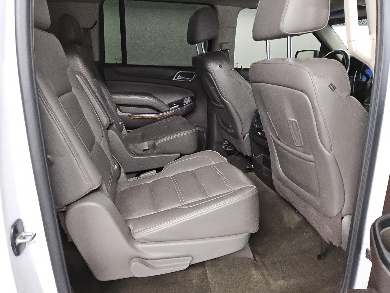 2016 GMC Yukon Xl Denali VIN: 1GKS2HKJ2GR159992 Lot: 86550475