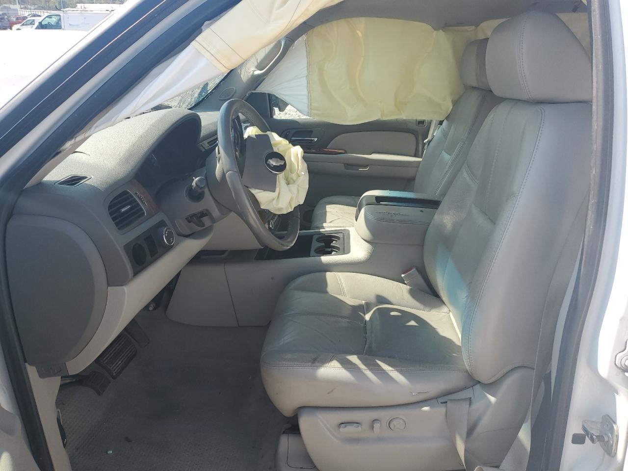 2007 Chevrolet Avalanche K1500 VIN: 3GNFK12357G265124 Lot: 81973175