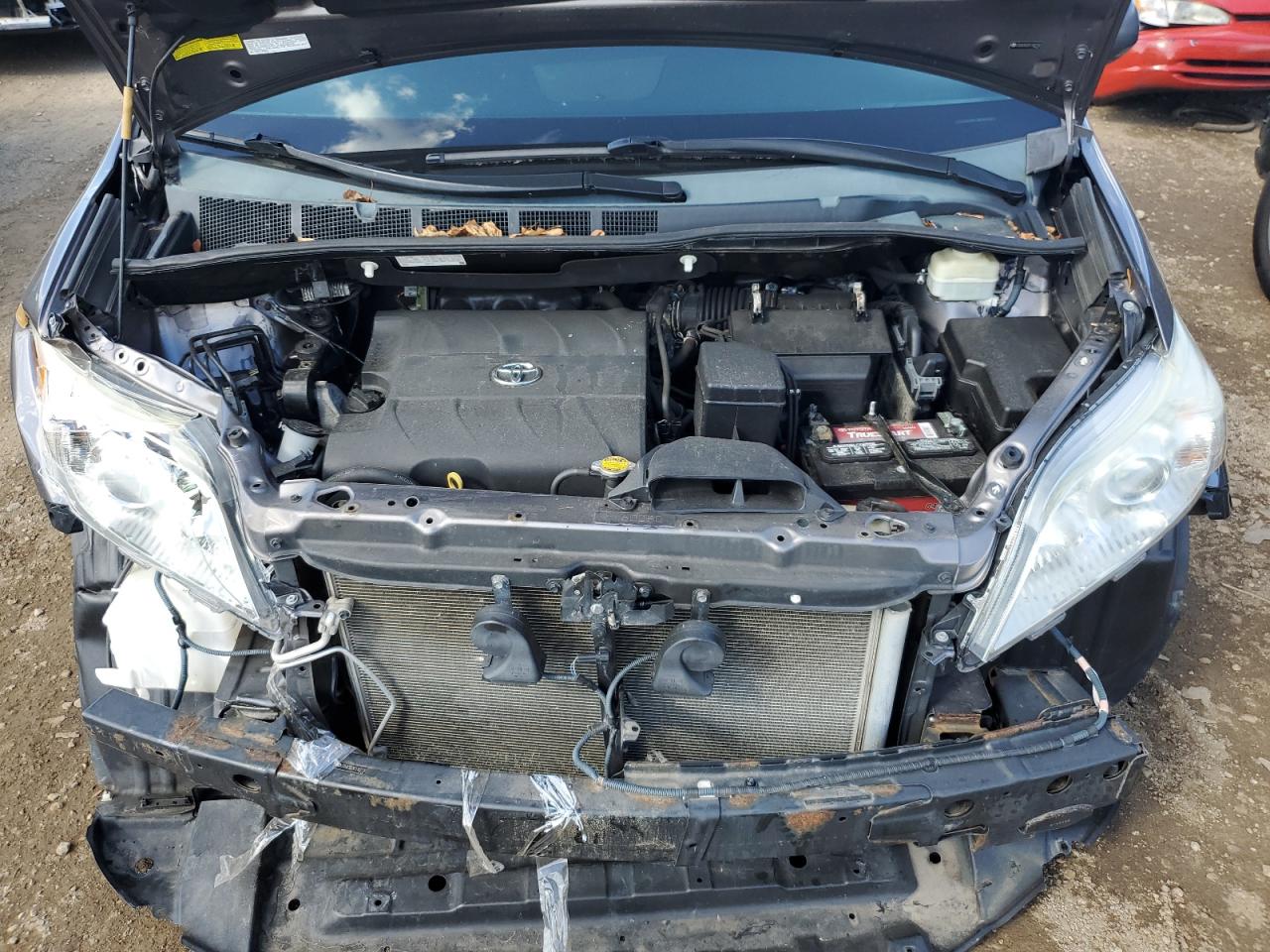 2015 Toyota Sienna Le VIN: 5TDJK3DCXFS102738 Lot: 84719685