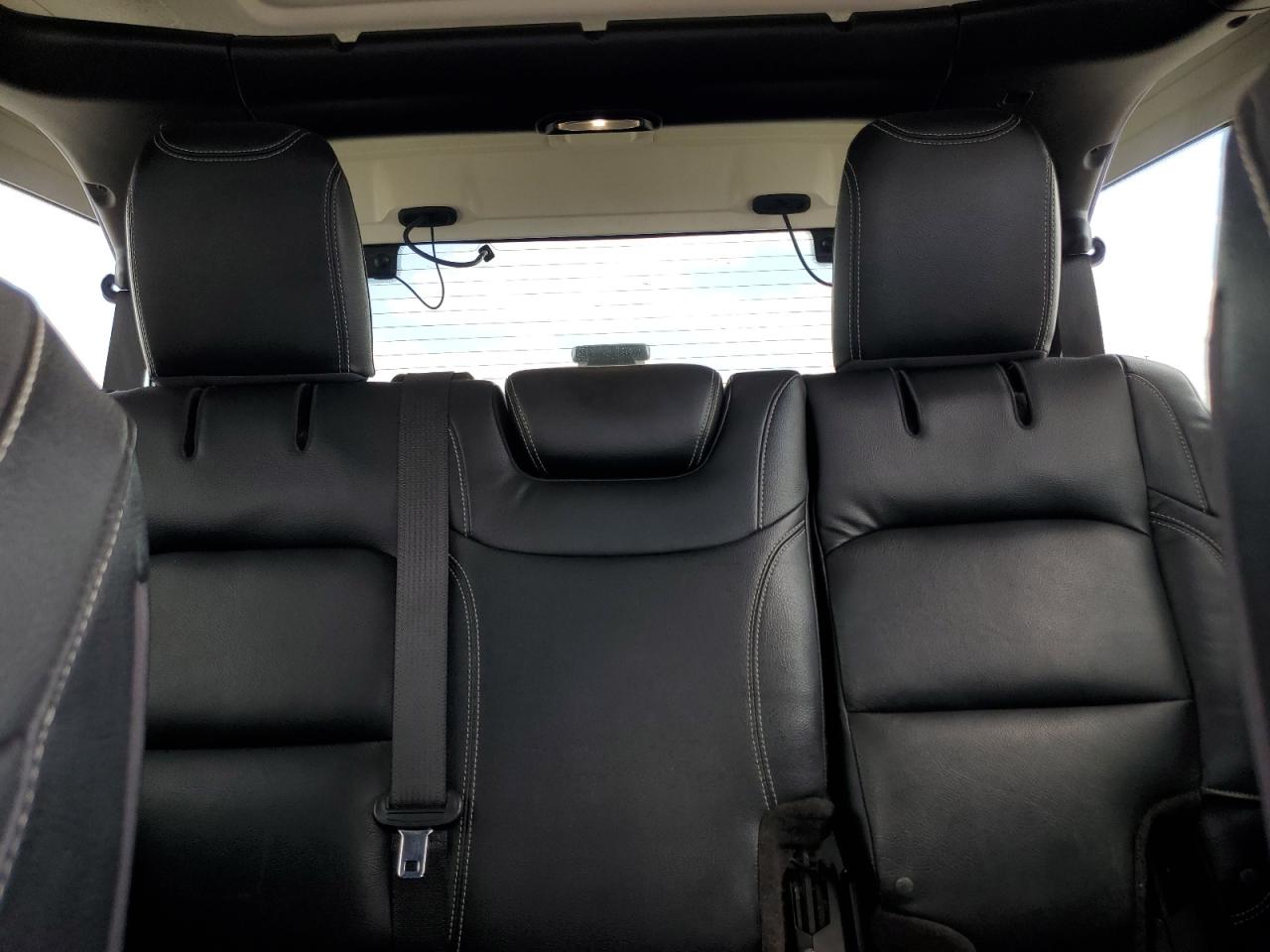 2018 Jeep Wrangler Unlimited Sahara VIN: 1C4HJXEN5JW215823 Lot: 89481955