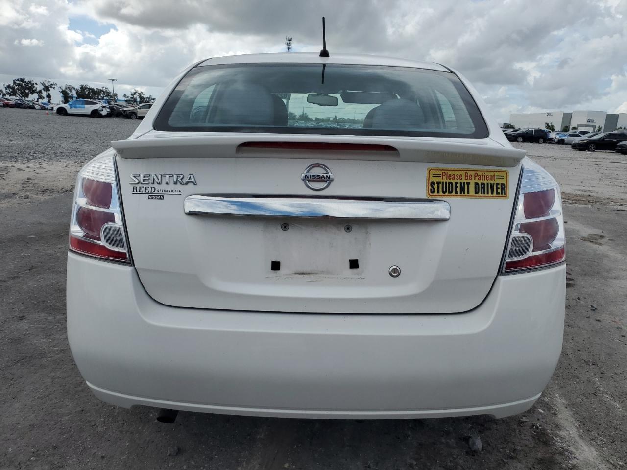 2012 Nissan Sentra 2.0 VIN: 3N1AB6AP8CL779915 Lot: 82374785