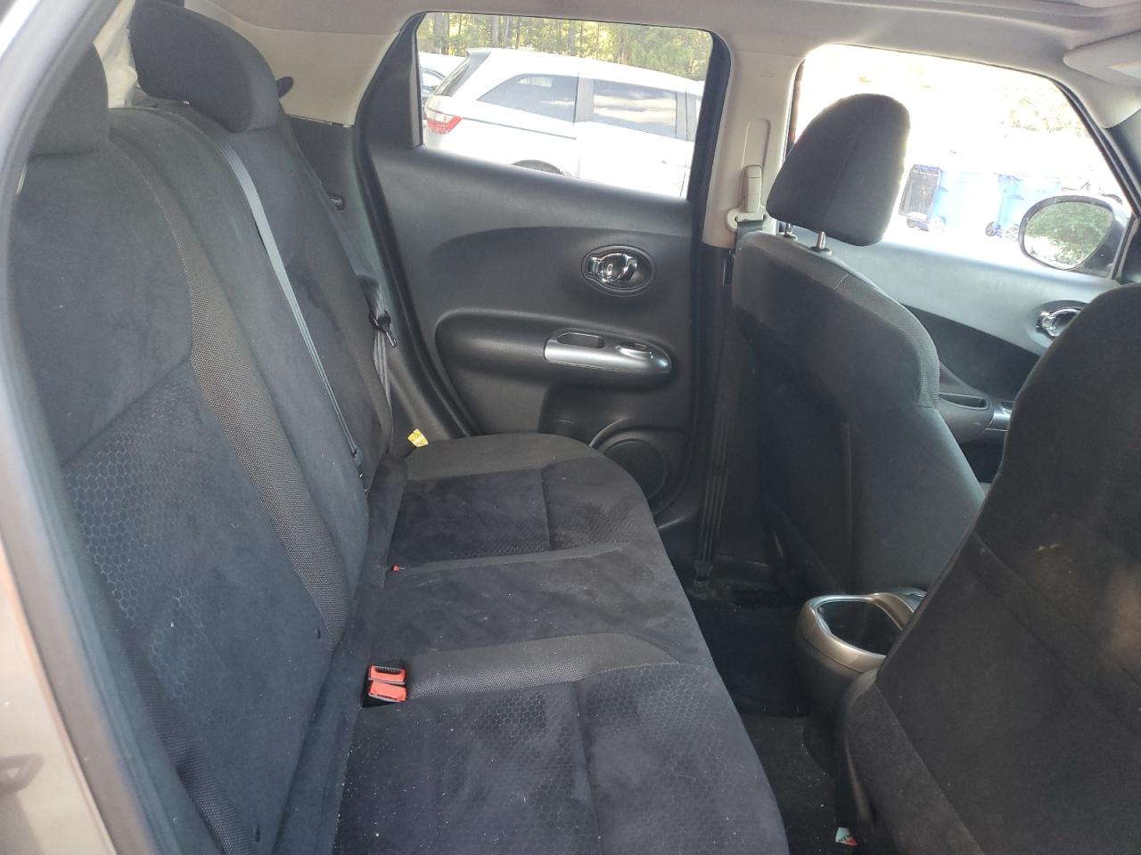 2012 Nissan Juke S VIN: JN8AF5MR7CT111919 Lot: 84861375