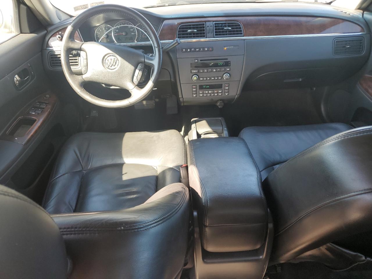 2008 Buick Lacrosse Cxl VIN: 2G4WD582381289808 Lot: 81986835