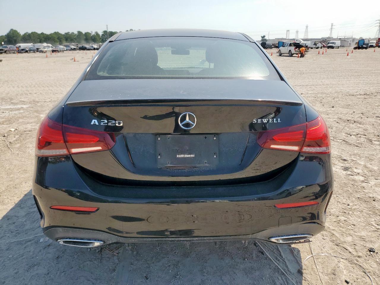 2020 Mercedes-Benz A 220 VIN: W1K3G4EB8LJ204687 Lot: 83789995