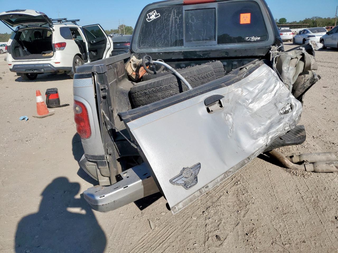 2003 Ford F150 Supercrew Harley Davidson VIN: 1FTRW07333KD10058 Lot: 86166475