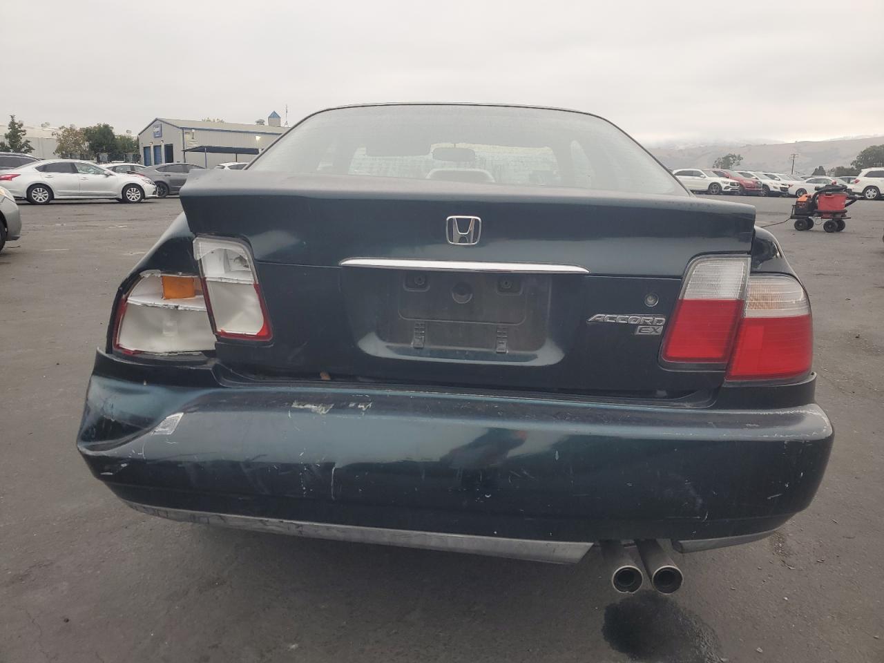 1996 Honda Accord Ex VIN: 1HGCD7261TA024724 Lot: 89877245