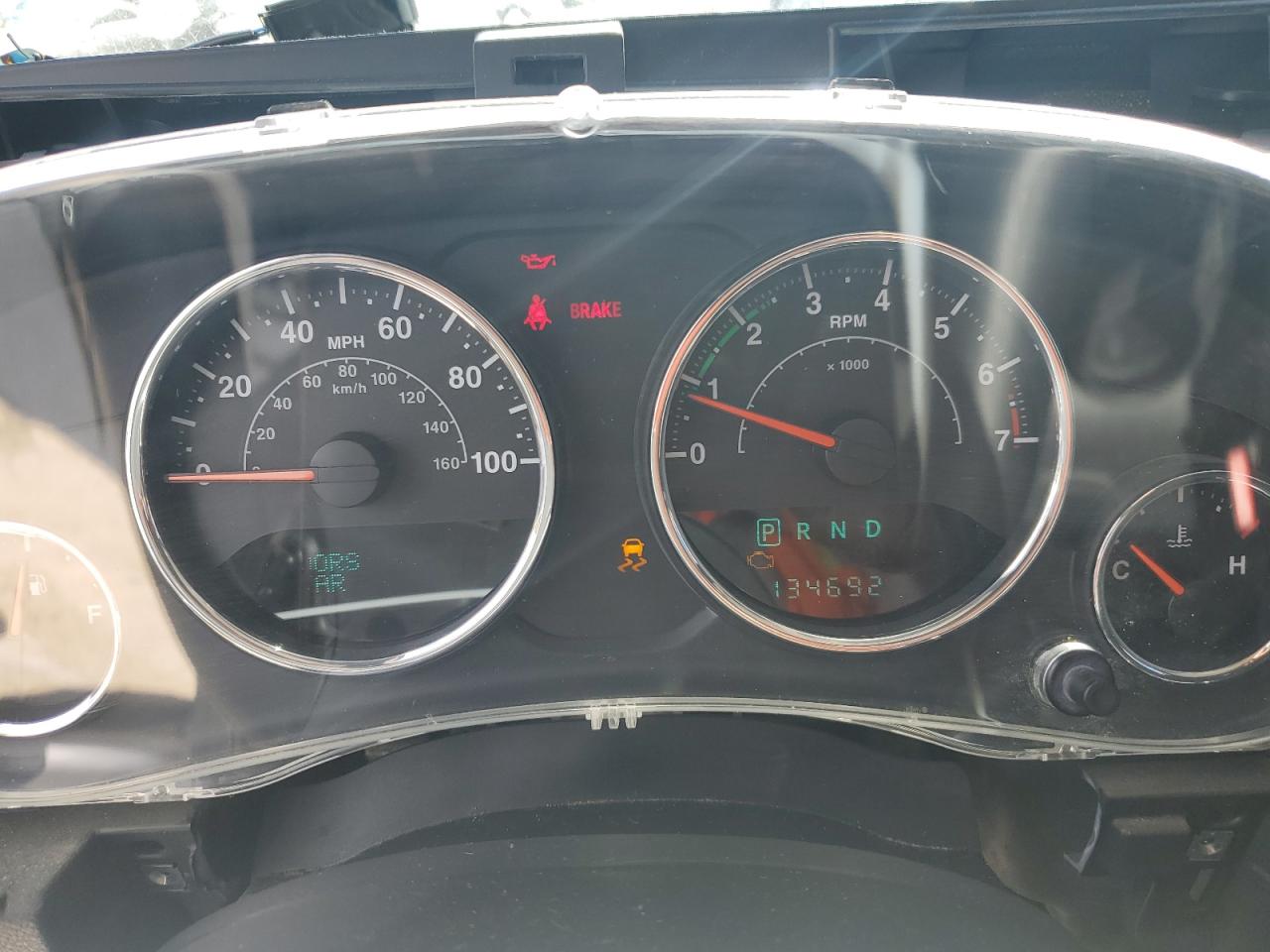 2014 Jeep Wrangler Unlimited Sport VIN: 1C4BJWDG2EL218415 Lot: 85104895
